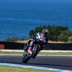 Razgatlioglu por delante de Rinaldi y Bautista