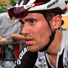 Dumoulin: "Agradezco la ayuda a Yates, Mollema y Jungels"