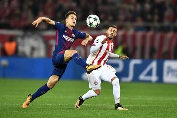 Denis Suárez and Diogo Figueiras.