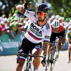 Sagan, etapa y liderato en Suiza con Iván Cortina cuarto