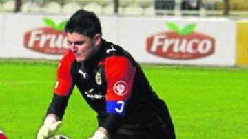 <b>UN FIJO. </b>El meta lo ha jugado todo menos un partido y medio.