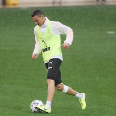 Rodrigo vuelve al grupo y tiene en mente al Barcelona