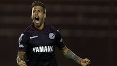 Universitario confirma la llegada de Germán Denis