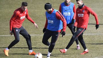 Diego Costa vuelve a trabajar con el grupo, Oblak no