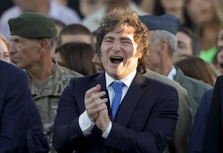 Milei legisla contra los trabajadores: aprobada la jornada laboral de 12 horas