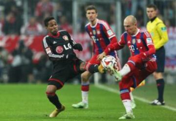 Chicharito jugará en la jornada 20 de la Bundesliga en el BayArena el 6 de febrero de 2016 contra el Bayern Munich.