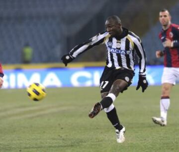  Solo dos partidos ha jugado el ex lateral de la Selección Colombia con Udinese en la presente temporada. Armero no suma buenos minutos con el equipo italiano desde 2010/11.  