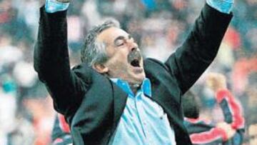 <b>ILUSIÓN. </b>La llegada de Preciado al banquillo ha hecho que la afición vuelva a soñar con el ascenso.