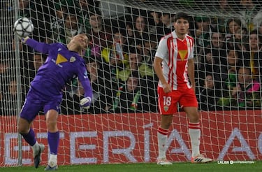 El Racing impone su ley