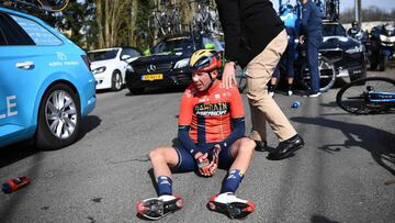 Slovenia's Domen Novak reacts after a crash during the 200km 3rd stage of the 77th Paris-Nice cycling race stage between Cepoy and Moulins/Yzeure in Amilly on March 12, 2019. (Photo by Anne-Christine POUJOULAT / AFP)