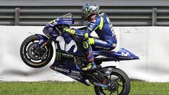 Valentino Rossi, de Movistar Yamaha, en los test de pretemporada en el circuito internacional de Sepang.