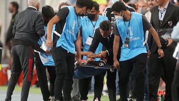 Soccer Football - Copa Libertadores - Group F - Alianza Lima v River Plate - Estadio Nacional, Lima, Peru - April 6, 2022 River Plate's Robert Rojas is stretchered off after sustaining an injury REUTERS/Sebastian Castaneda