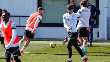 01/03/23  VALENCIA CF  ENTRENAMIENTO 
JESUS VAZQUEZ