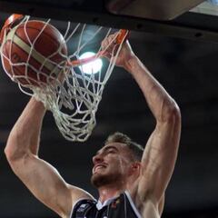 El Bilbao Basket se apunta la primera paliza del año