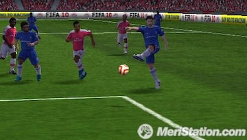 Captura de pantalla - fifa10_psp_gameplay_004.jpg