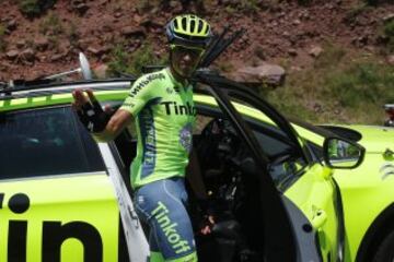 Alberto Contador tuvo que retirarse del Tour de Francia a causa d ela fiebre.