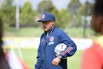 Las dirigidas por Carlos Paniagua iniciaron sus entrenamientos en la Sede Deportiva de la Federación Colombiana de Fútbol en Bogotá.