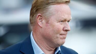 Ronald Koeman, coach of FC Barcelona, looks on during the spanish league, La Liga Santander, football match played between FC Barcelona and Real Madrid at Camp Nou stadium on October 24, 2021, in Barcelona, Spain. AFP7 24/10/2021 ONLY FOR USE IN SPAIN