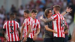 El Brentford celebra la victoria frente al United.