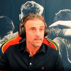 ¿Qué equipo de ‘streaming’ utiliza Luis Enrique en Qatar? Estos son los artículos elegidos por el entrenador de España