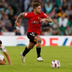 Scaloni llama a Maffeo para frenar a Vinícius y Endrick