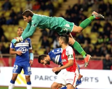 Mónaco derrota 5-0 a Bastia y llega a 36 puntos en la Liga de Francia.