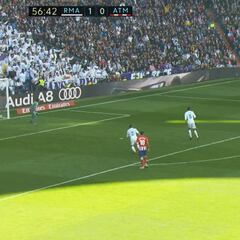 Parece el jardín de su casa: el gol de Griezmann con caño incluido