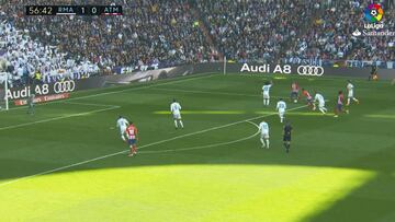 Parece el jardín de su casa: el gol de Griezmann con caño incluido