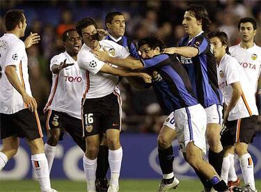 Las peleas más brutales de la historia del fútbol