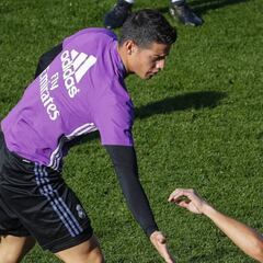 "James no es un jugador top... Napoli no lo necesita"