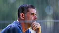 Fernando Hierro niega haber dejado a Chivas por dinero