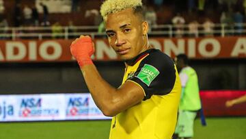 León anuncia llegada de Byron Castillo