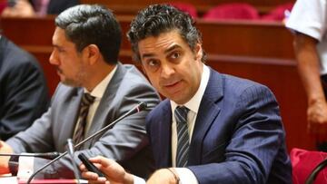 Gagliuffi deja Indecopi tras el atentado sufrido en su sede