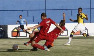 Con goles de Bolaños, Valdeblanquez, Pérez y Cuesta, el equipo juvenil de Colombia se impuso a Perú. El miércoles jugará ante Venezuela.