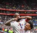 Lacazette y Wahi hacen un póker en el ¡5-4! del Lyon al Montpellier