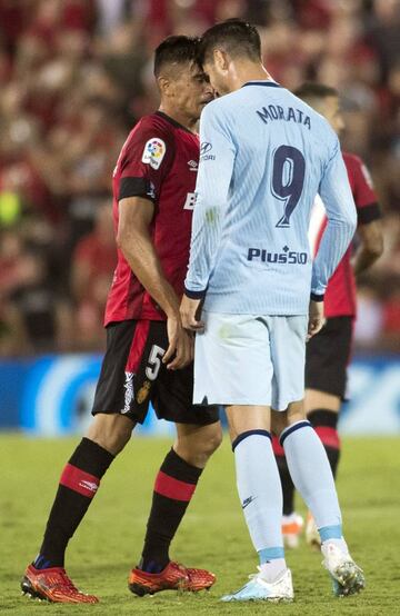 Picking fights | Atlético Madrid's Álvaro Morata with Mallorca's Xisco Campos.