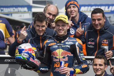 Debuta en 2011 en 125 y en 2016 logra con KTM el título.  Pasa tres temporadas en Moto2 donde es subcampeón del mundo en 2019 y da el salto al equipo oficial austríaco en 2020, cuando logra su única victoria en MotoGP hasta la fecha, en el GP de la República Checa. En 2021 seguirá con los austríacos.