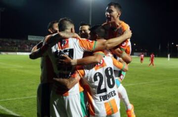 Fecha 14 vs Ñublense. Luego de la catástrofe natural en el norte del país, los mineros hicieron de local en La Pintana y vencieron por la mínima a los chillanejos.