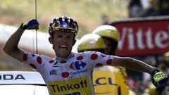 Majka vence y Valverde sufre para retener la segunda plaza