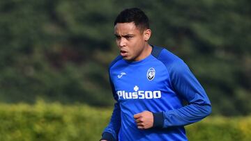 Muriel entrena por separado tras molestia en su espalda