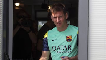 Messi termina sus vacaciones 7 días antes y viaja a Inglaterra