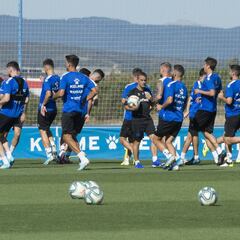 Sin acuerdo entre club y plantilla para aplicar la rebaja de sueldo