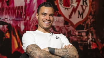 De Tomás posa para As.