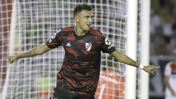 El delantero de River Mat&iacute;as Su&aacute;rez, autor esta noche de dos goles en la victoria ante Argentino de Merlo, valor&oacute; el trabajado triunfo en Copa.