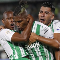 Danovis Banguero y Jhon Duque renuevan con Nacional por un año