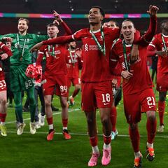 El Liverpool asesta un golpe al United