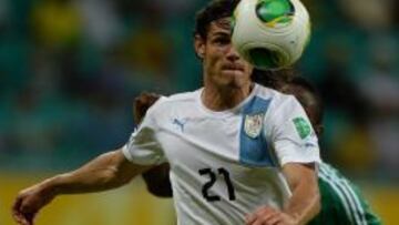 Cavani, en el partido que su selecci&oacute;n, Uruguay, disput&oacute; frente a Nigeria