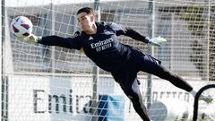 Kepa, en un entrenamiento con el Real Madrid.