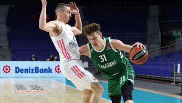 El Bar?a, pendiente de la opción de la NBA de Rokas Jokubaitis