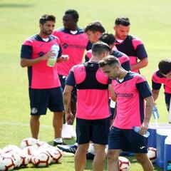 Maksimovic ya se entrena con el Getafe en Oliva